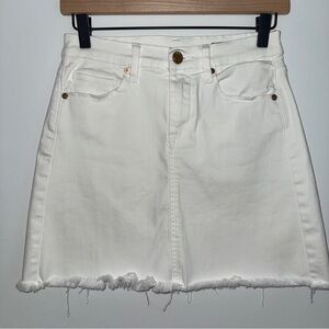 BlankNYC White Denim Mini Skirt Size 25 Raw‎ Hem Distressed Casual